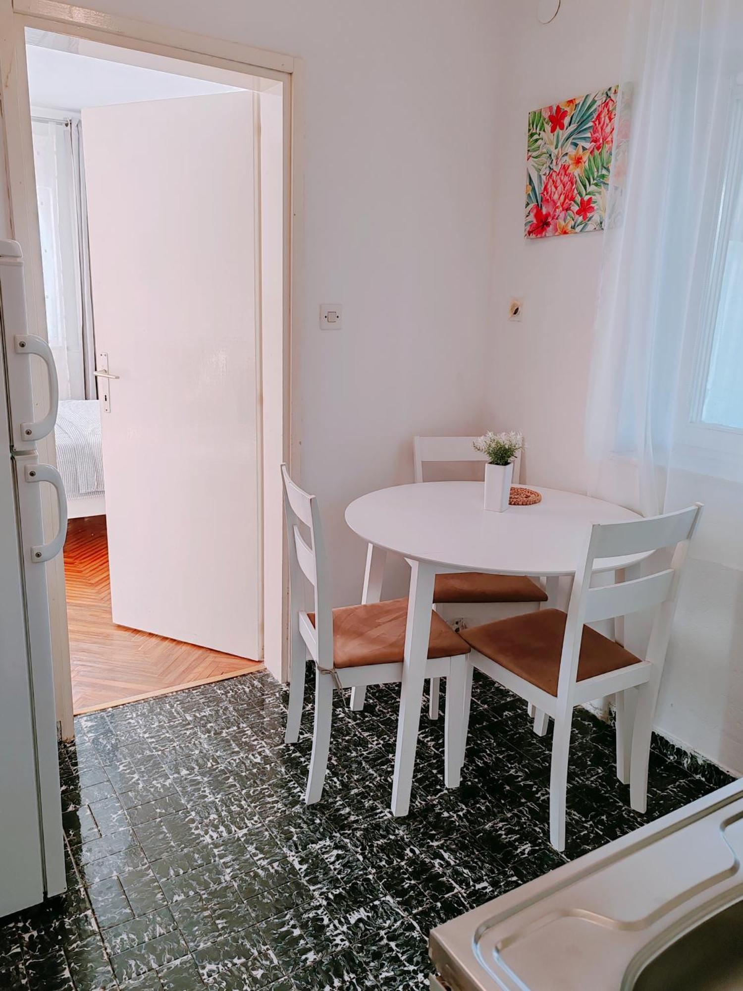 Apartmani Bojana روفينج المظهر الخارجي الصورة